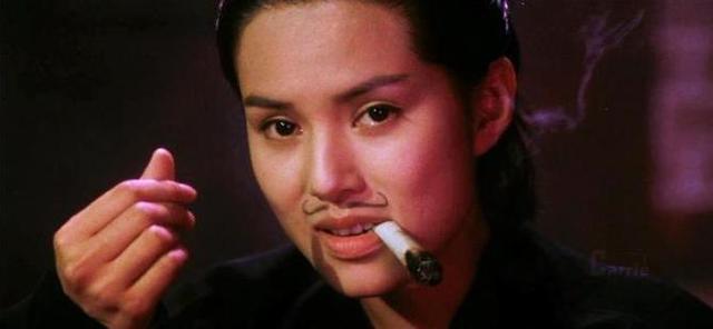 女星长胡子是怎样一种体验？颖宝俏皮，孙俪搞笑，baby丑哭了