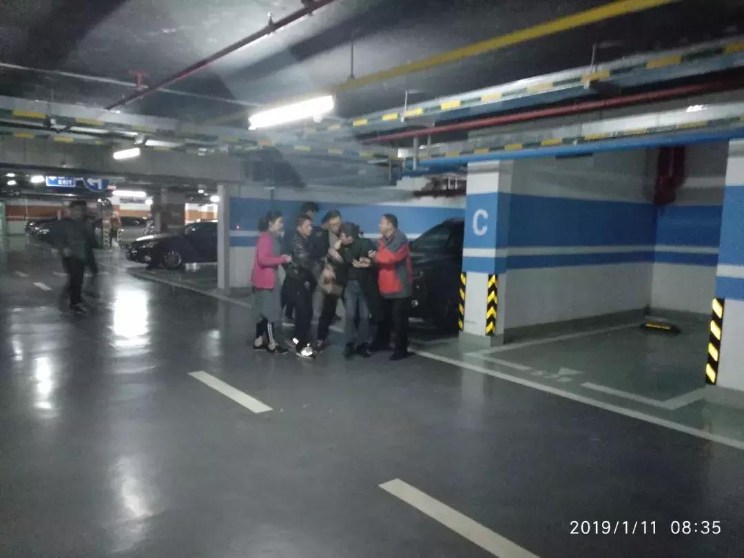 朋友圈里能买到LV、LOEWE“超A货”！“业界良心”是这样养成的…