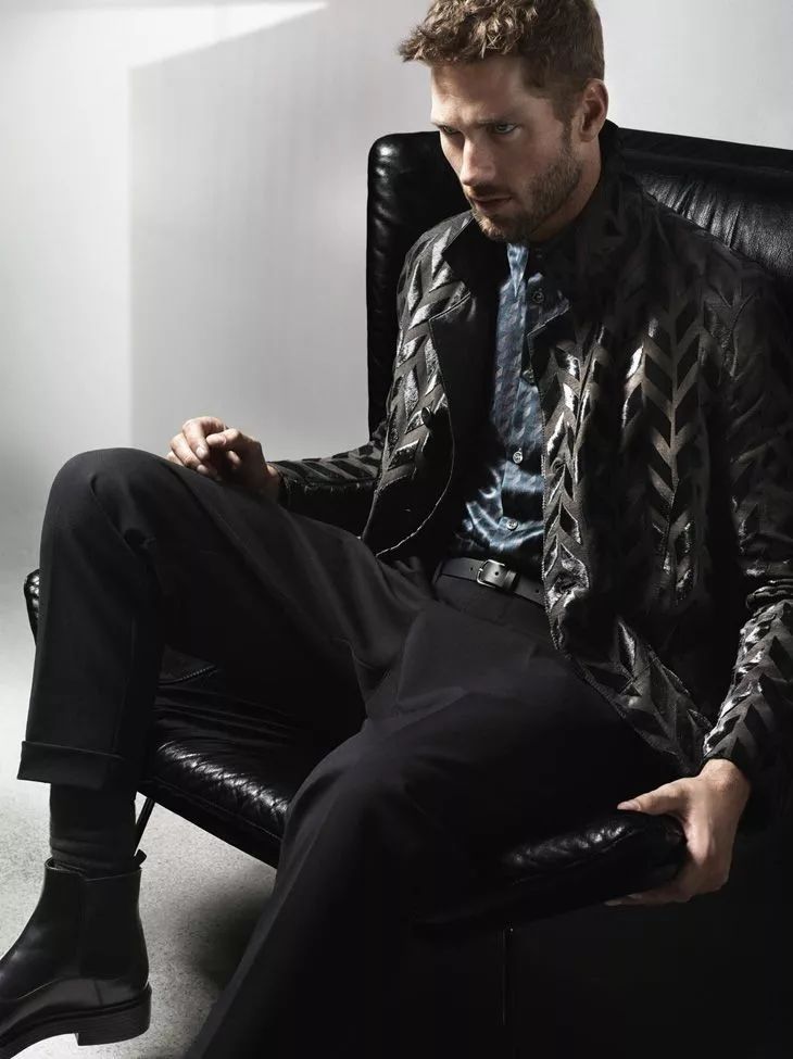 armani21年大秀,armani意大利打折