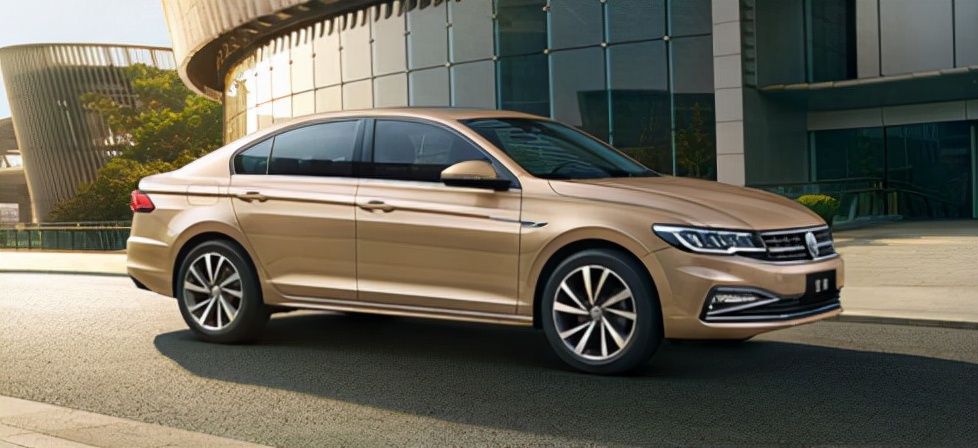 2022新款朗逸plus和新款宝来plus,朗逸plus1.5和宝来1.5l哪个动力好