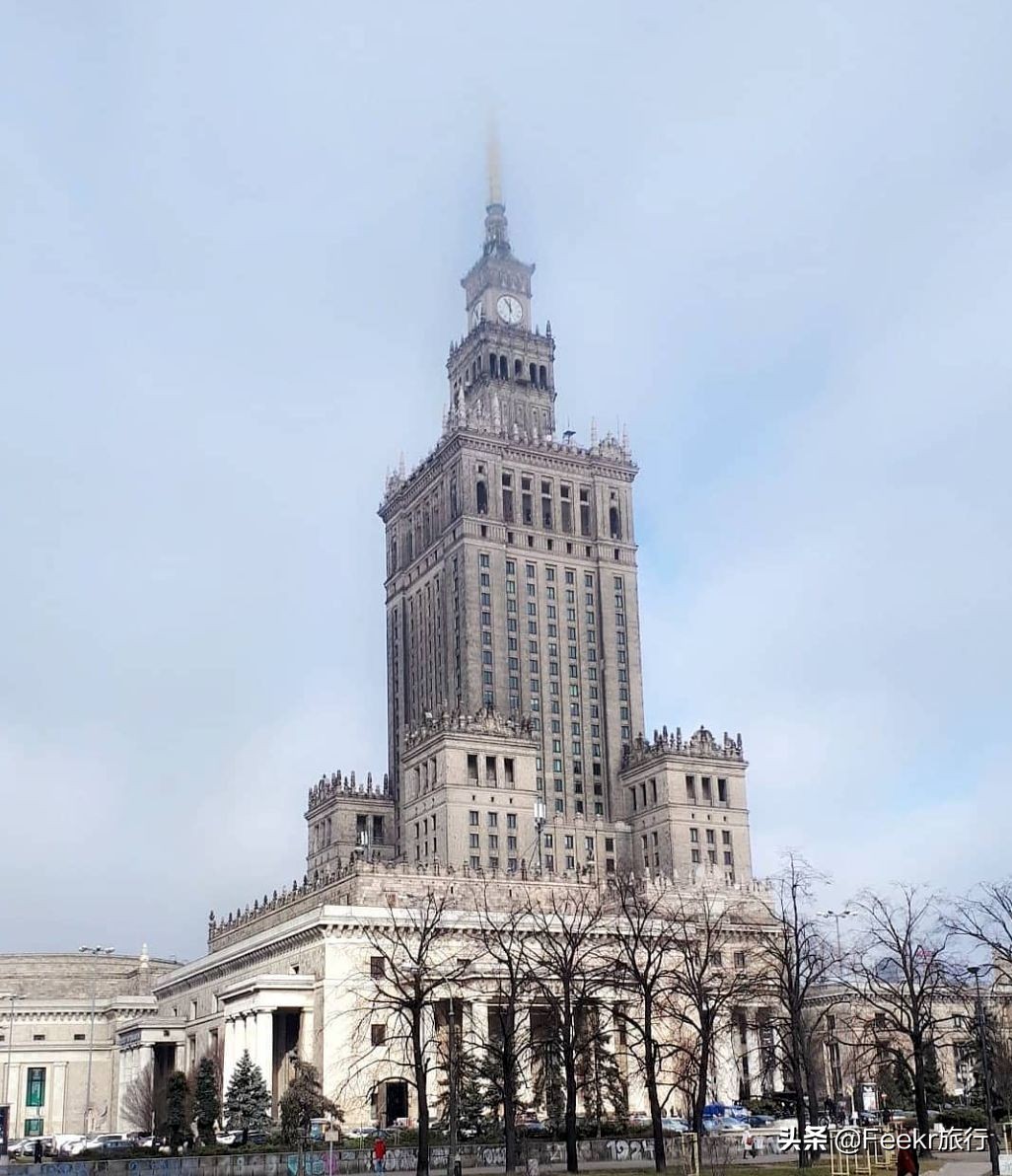 欧洲治安最好的国家,人均200+住8.8分五星酒店,还上了国内综艺