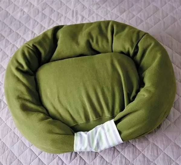 自制狗窝无纺布,旧布条自制大型犬狗窝教程