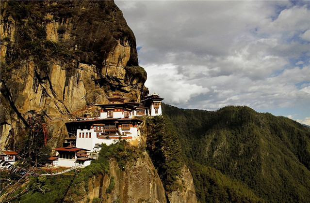 诸葛亮人生哲理台词王者荣耀,表达诸葛亮的淡泊明志的千古名句