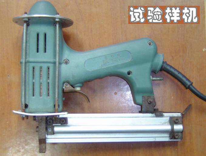 电钉枪调整,电动射钉枪无力怎么修