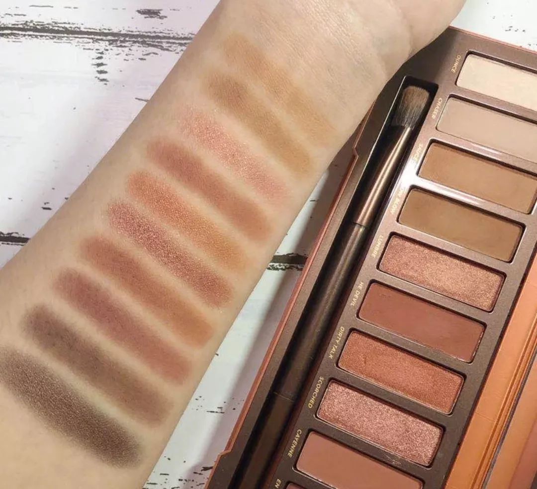 好看的眼影这么多，为啥这4款特别火？