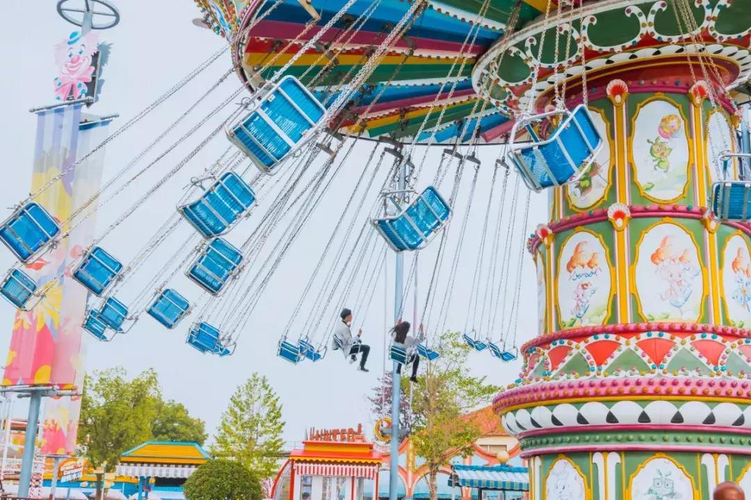 海底捞、星巴克、哈根达斯……这些隐藏福利,一张身份证就搞定!