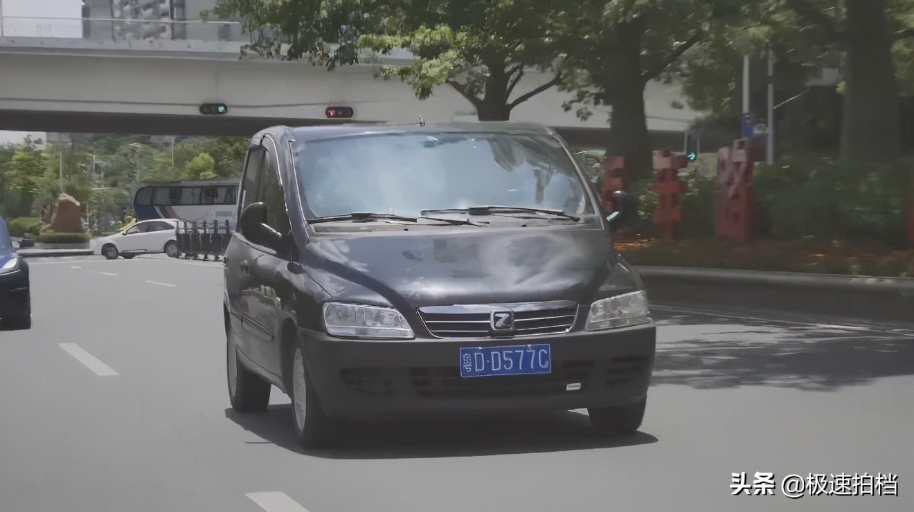 世界上公认最丑的车,世界上10辆最丑的车