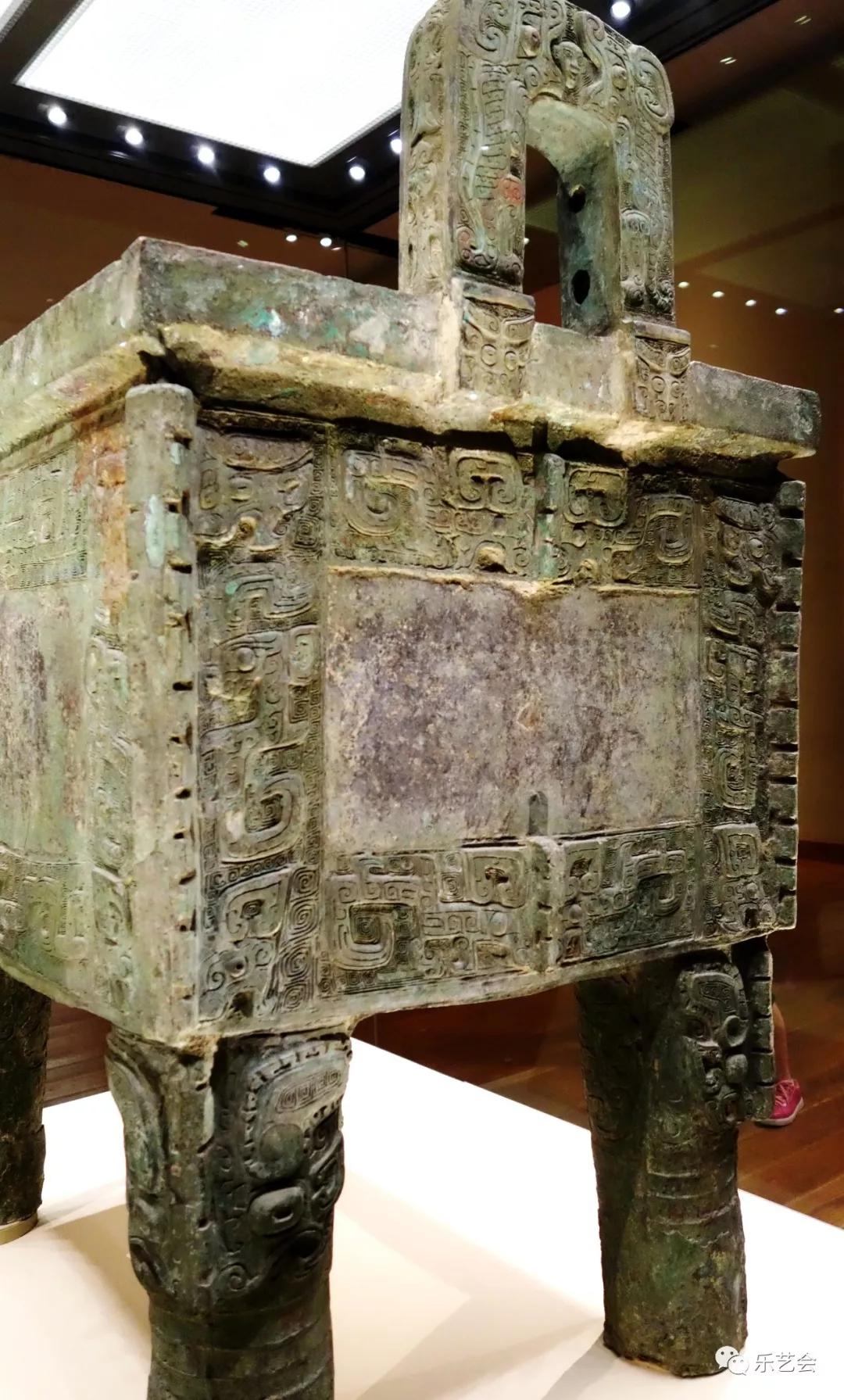 汉代青铜鼎三足鼎价格,海内著名三件青铜大鼎