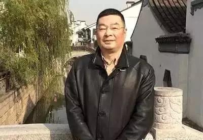 央视新闻点评陆勇我不是药神,路勇和我不是药神和解