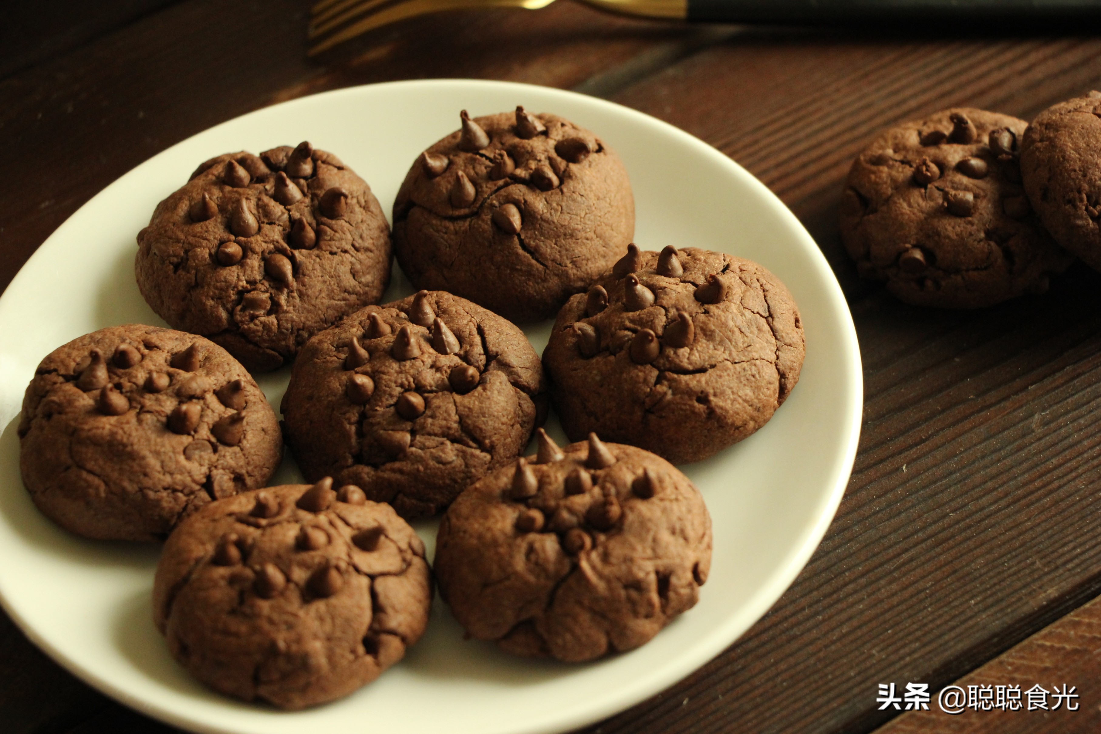 爆浆巧克力麦芬做法,趣多多王子酥性饼干香浓巧克力味