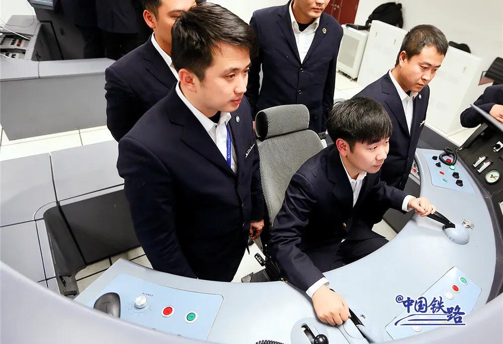 才考的驾照可以开超跑吗,豪车的驾照怎么考