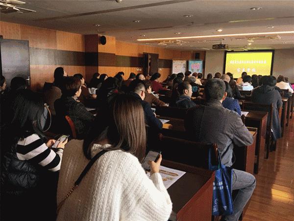 儿童一直咳咳咳怎么缓解,小孩久咳不止夜咳一招根除