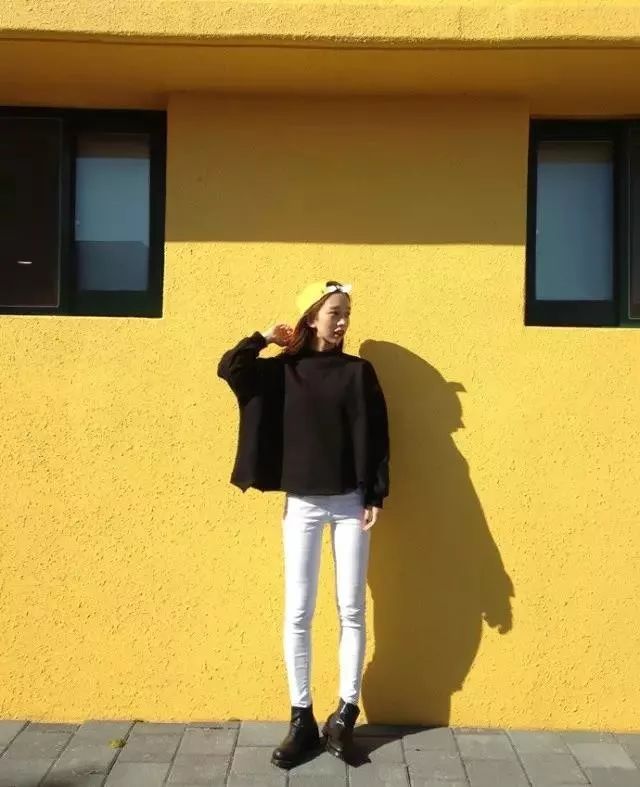 卫衣丑陋穿搭,卫衣太大了怎么穿才好看