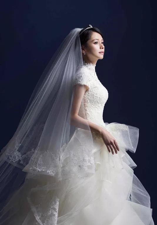 “不老女神”VeraWang，71岁的漫画腿，实在太slay了