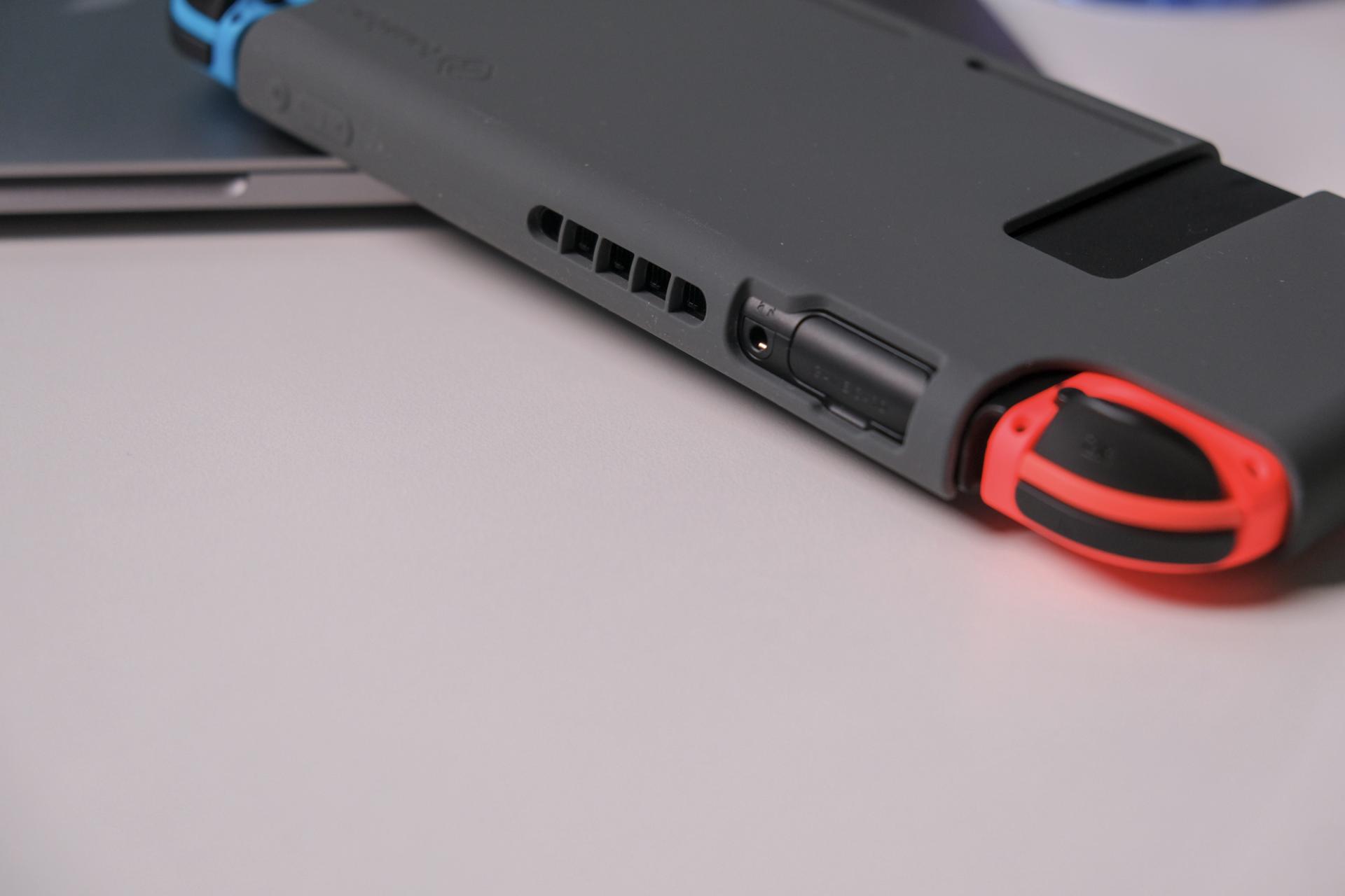 普通版Switch还值得买吗,二手switch续航版多少钱