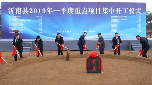 我们都是追梦人,我们都是追梦人原唱版