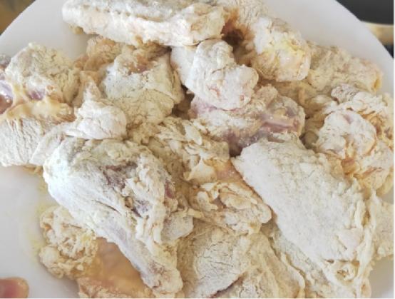 韩式炸鸡蜂蜜黄油,鲜嫩酥脆的韩式炸鸡美味到舔手指