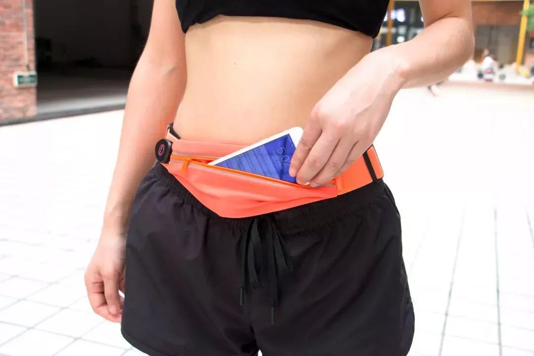 放手机的收纳腰包,可以挂在皮带上的腰包大全