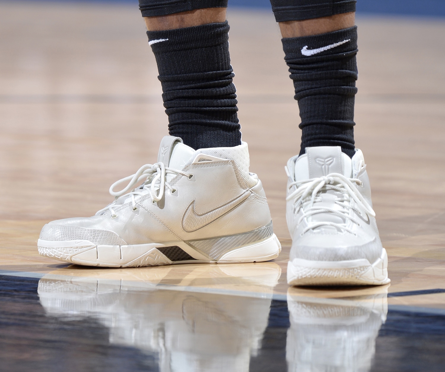 NBA赛场最近三天篮球鞋精选集：鞋头们的赛季鞋王之争越发激烈