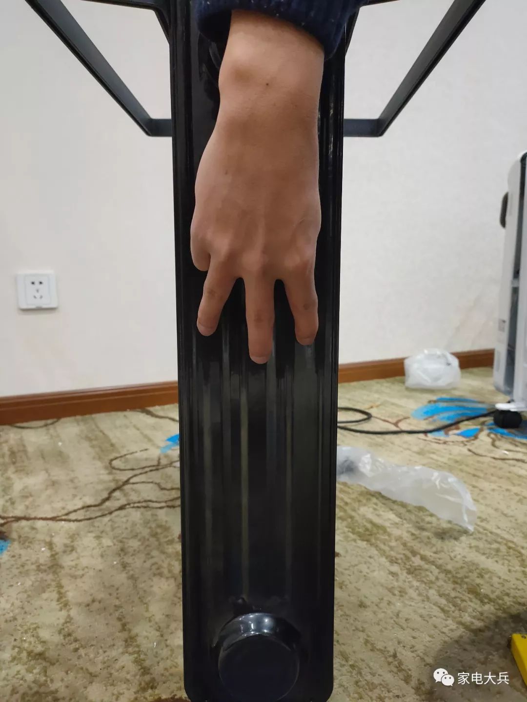 艾美特美的格力取暖器哪个好,格力与美的空调拆机对比视频