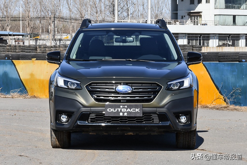试驾全新斯巴鲁傲虎旅行版视频,好车推荐斯巴鲁傲虎配置优动力强