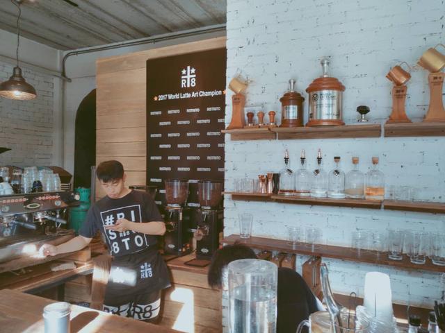 泰国人做泰式奶茶,泰国人做生意有多厉害