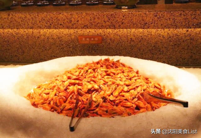 沈阳人！吃自助餐都用什么姿势？