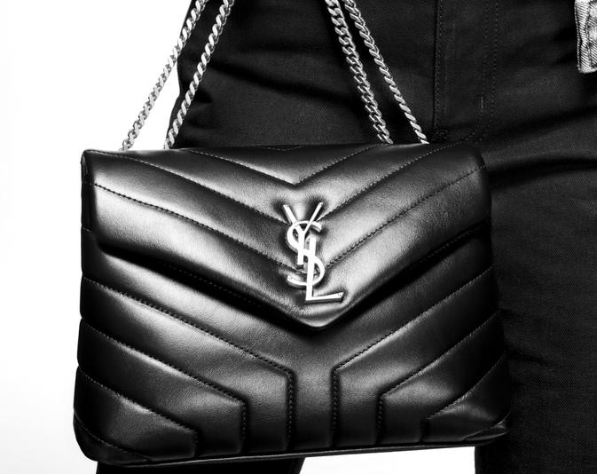 真皮包包保养光泽感,各款包包的保养知识