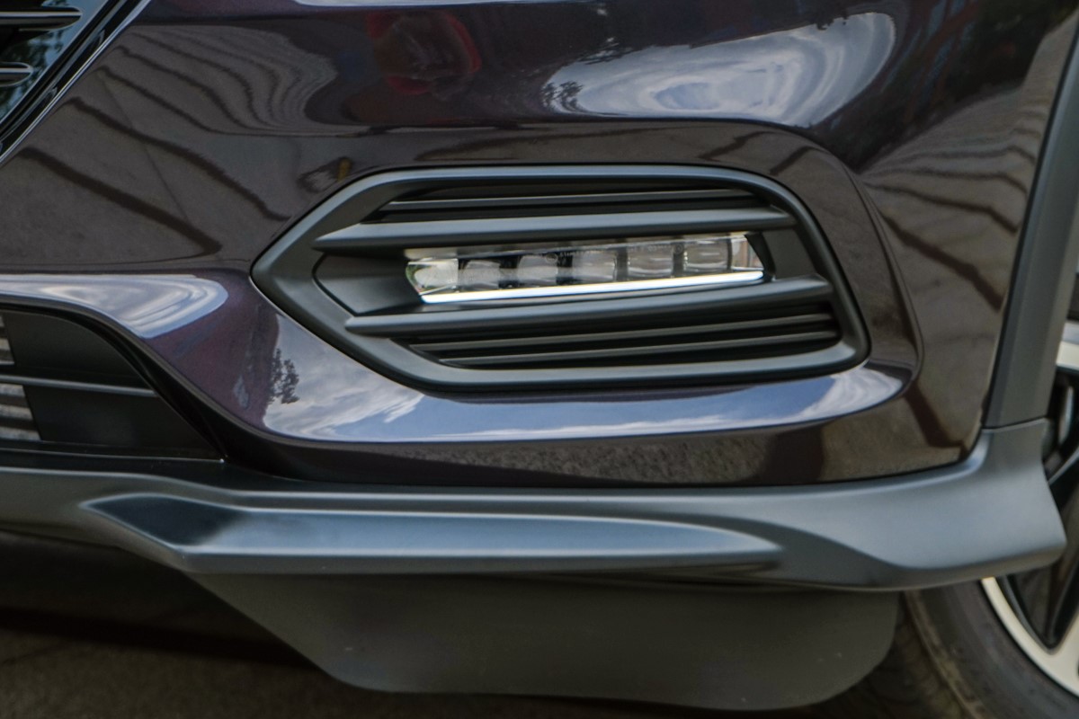 本田缤智羽翼大灯泡怎么更换,广汽本田缤智1.5t发动机型号