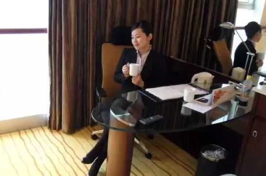 试睡员工月薪多少钱,招聘月薪6万凶宅试睡员