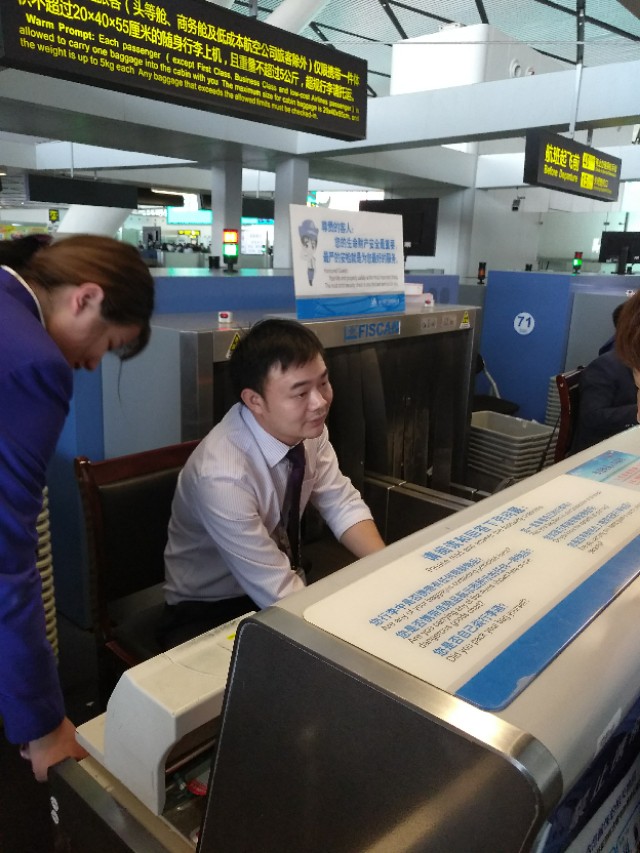 鏈哄満鑻辫灏忓摜瀹夋,鏈哄満鍊兼満甯哥敤鑻辫鍙ｈ