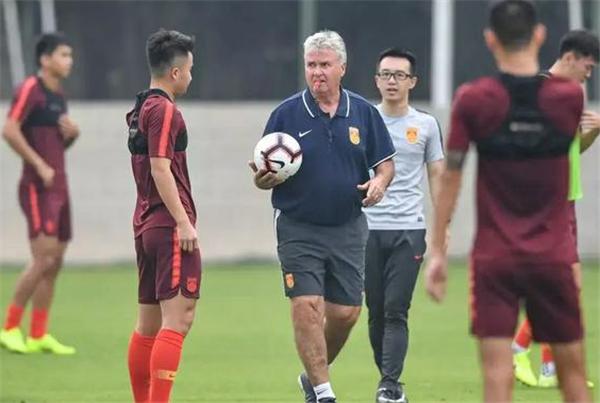 耻辱！范志毅“国足诅咒”如今终于实现，网友：毫无底线