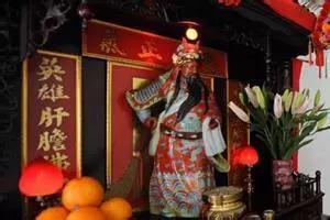 点烟的礼仪视频教程大全,点烟礼仪的正确方法