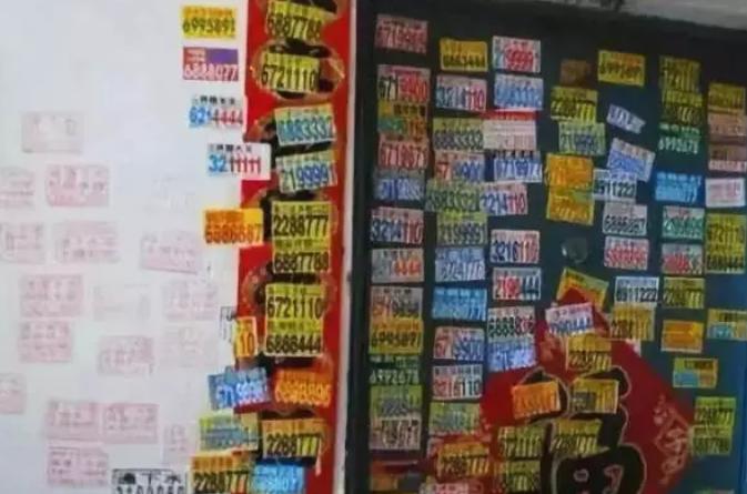 椰树牌椰汁宣传图变化,椰树椰汁最新款包装