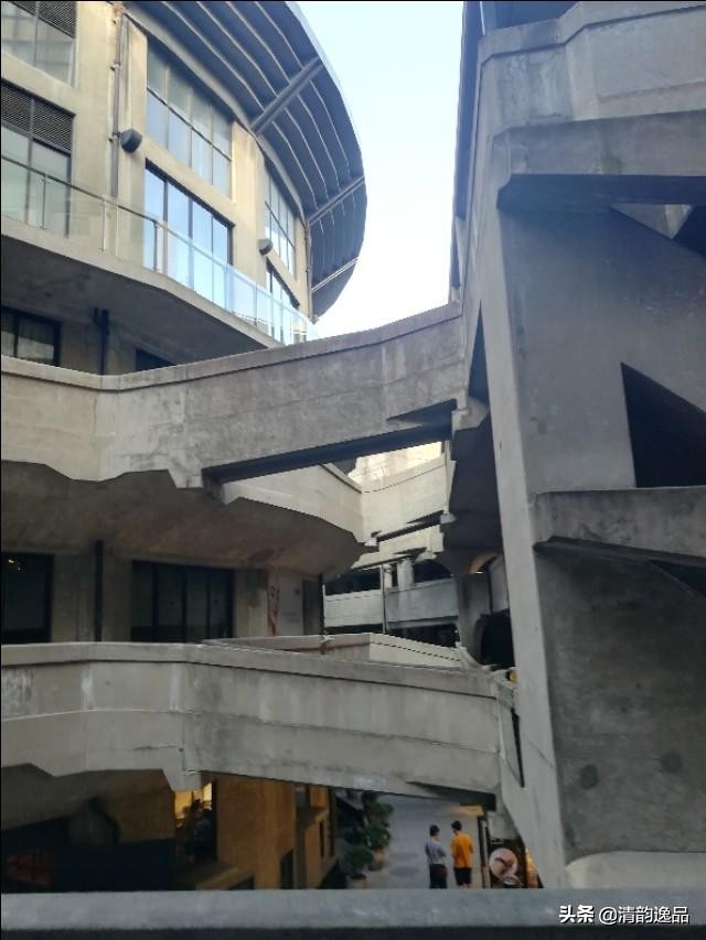 亲历诡异故事完整版,真实恐怖故事亲历者回忆