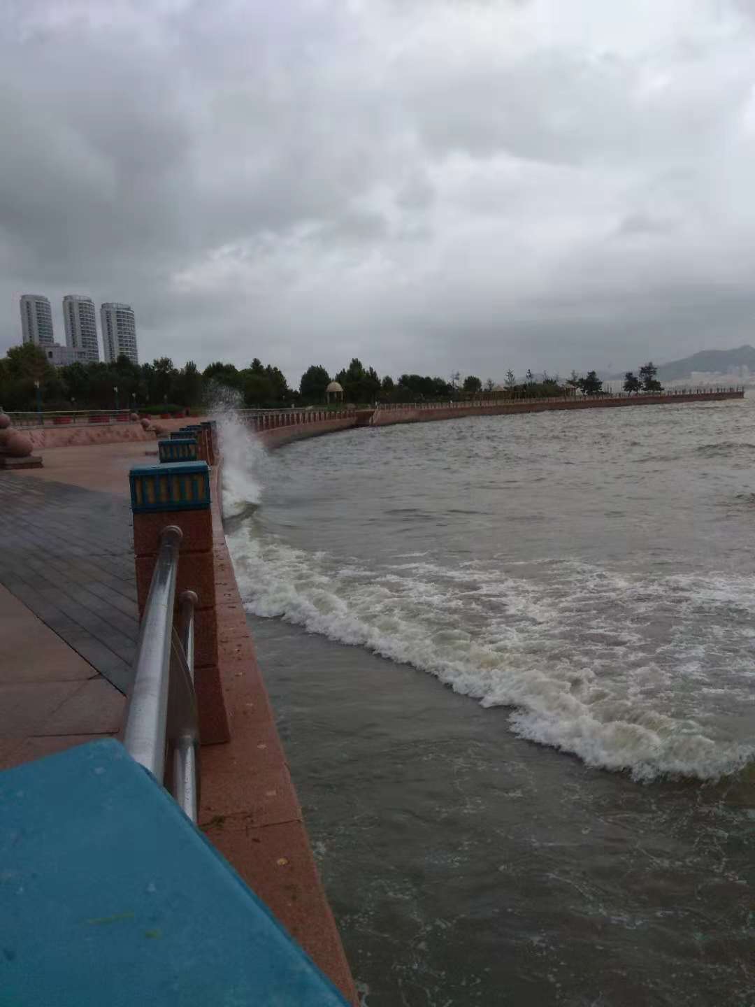 荣成石岛风景好吗,被遗忘的海边小镇