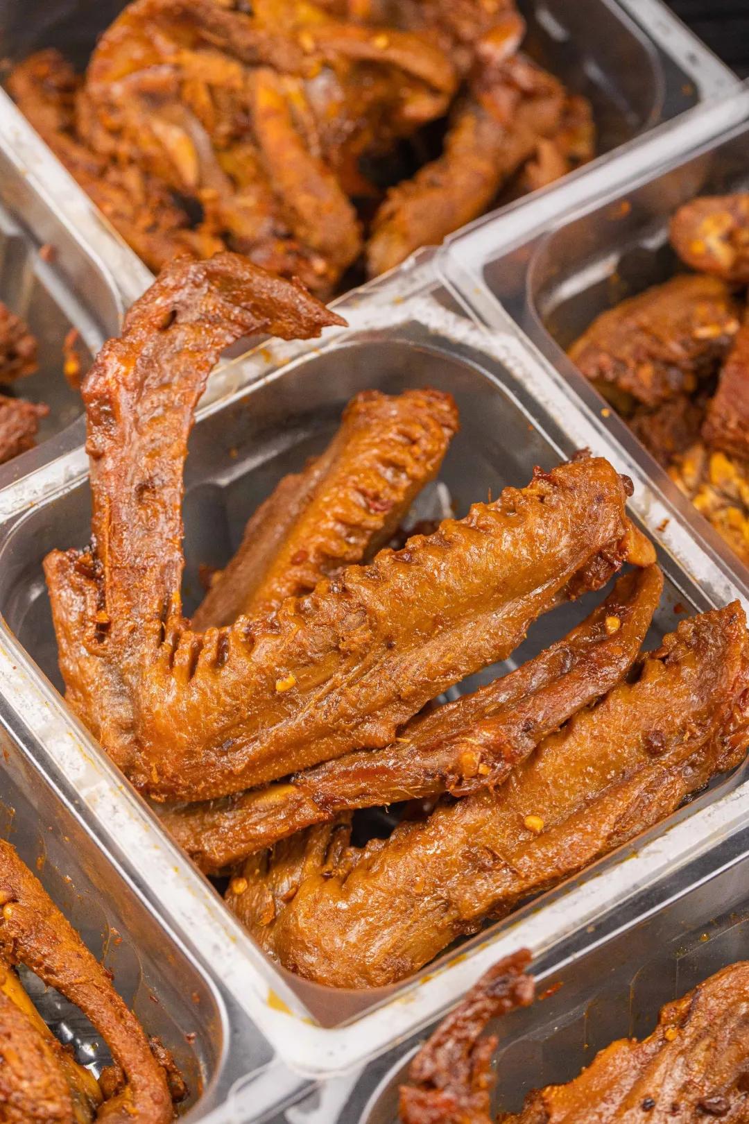 鸭脖鸭翅锁骨,绝味麻辣鸭脖锁骨鸭翅