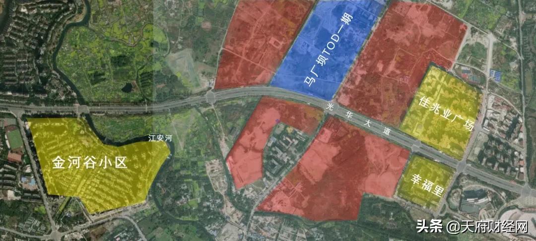 繁华VS荒凉,成都光华大道“真空地带”下的城市奇观