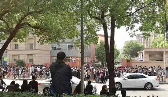 心疼!上海妈妈苦逼指数全国第一!看完你还敢养小孩吗?