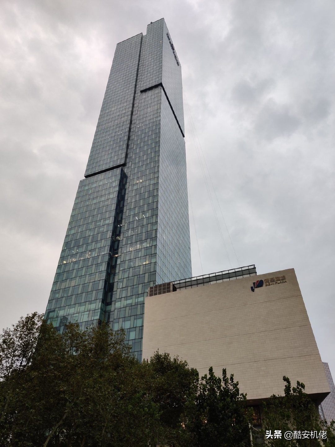 opporenoace4800万有啥优势,opporenoace真的值得入手吗