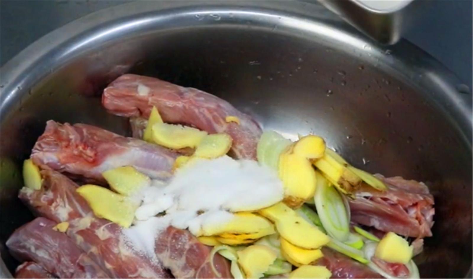 鸭货专业调料配方解密,厨师长湘菜啤酒鸭正宗的做法