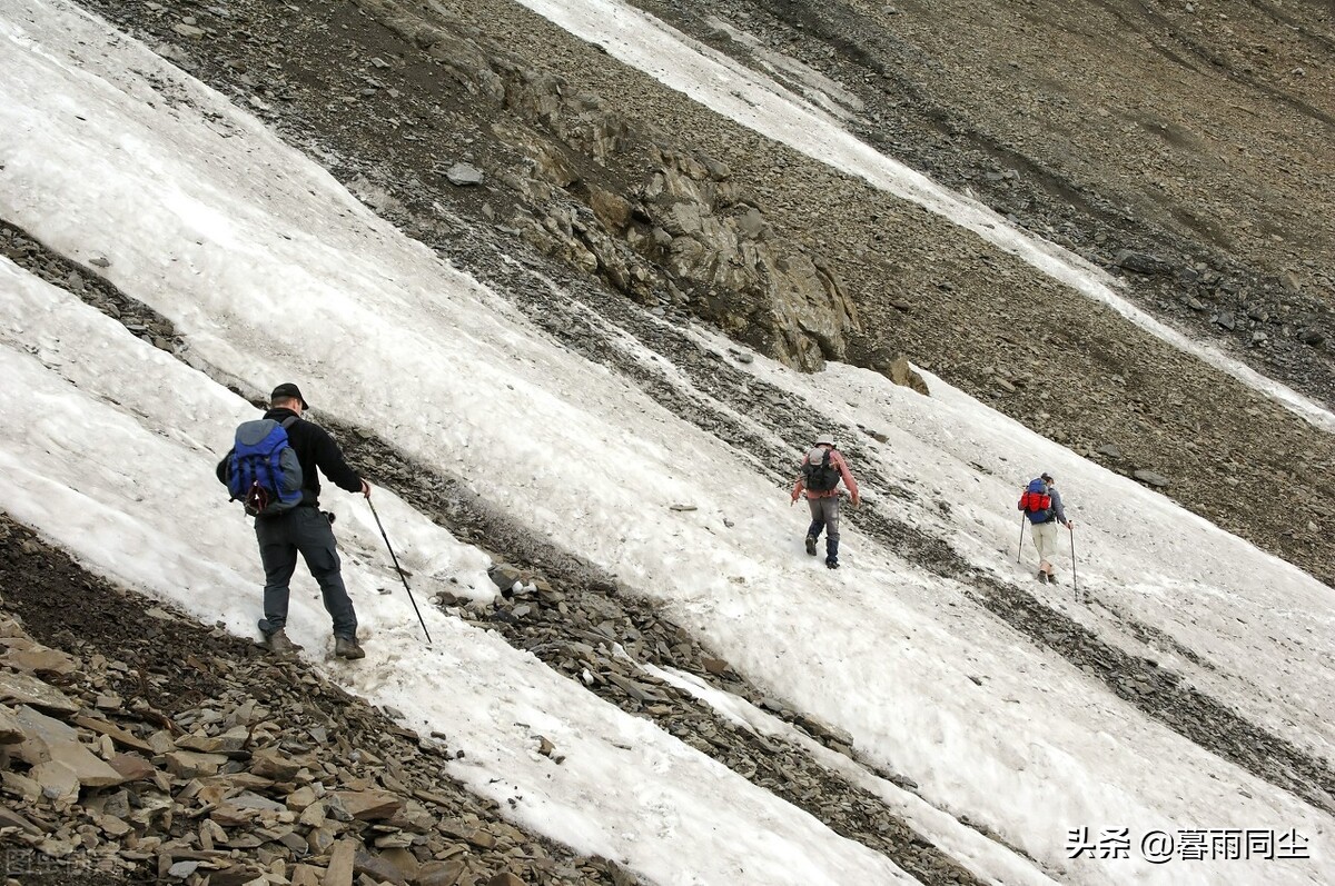登山靴真实测评,透气又好穿的登山靴