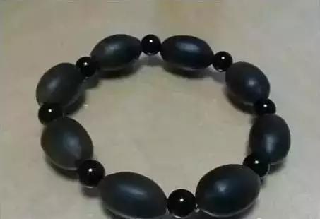 2元一个莲蓬手串,2块钱的莲子手串