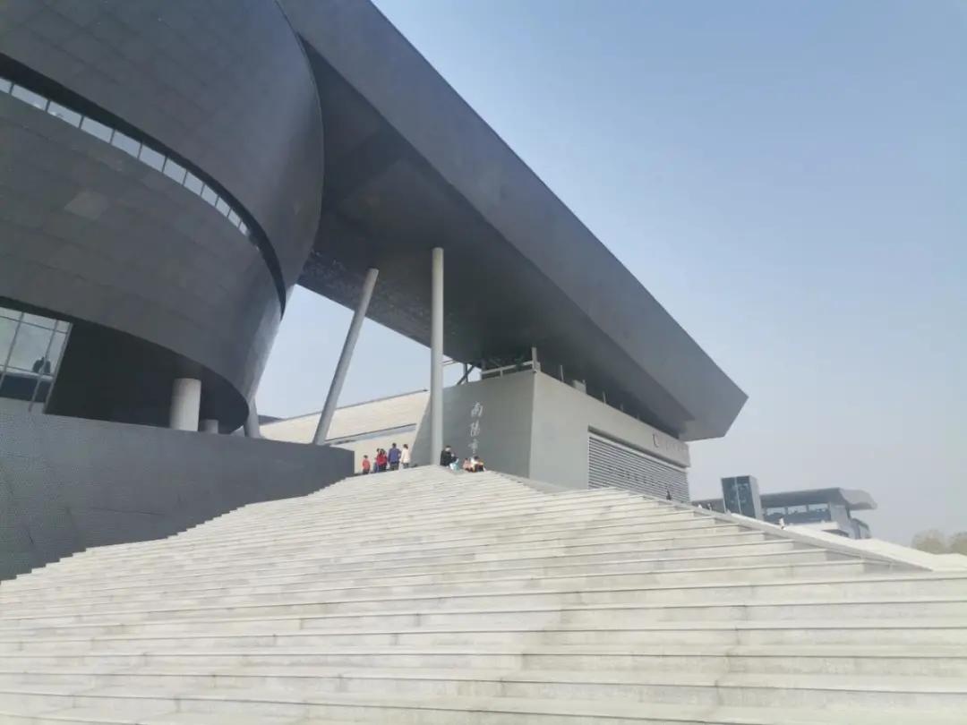 南阳月薪5000买什么样的房子,南阳的有钱人都住在哪