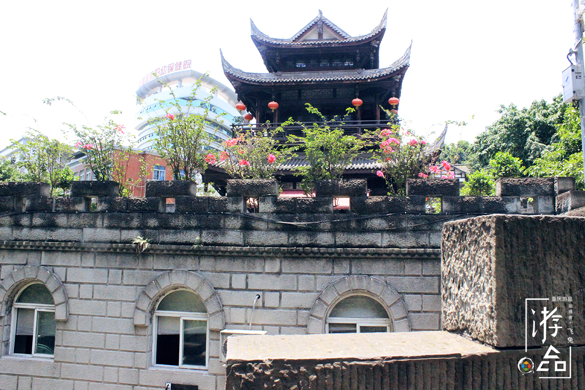 1988年重庆第一高楼,重庆三座大楼