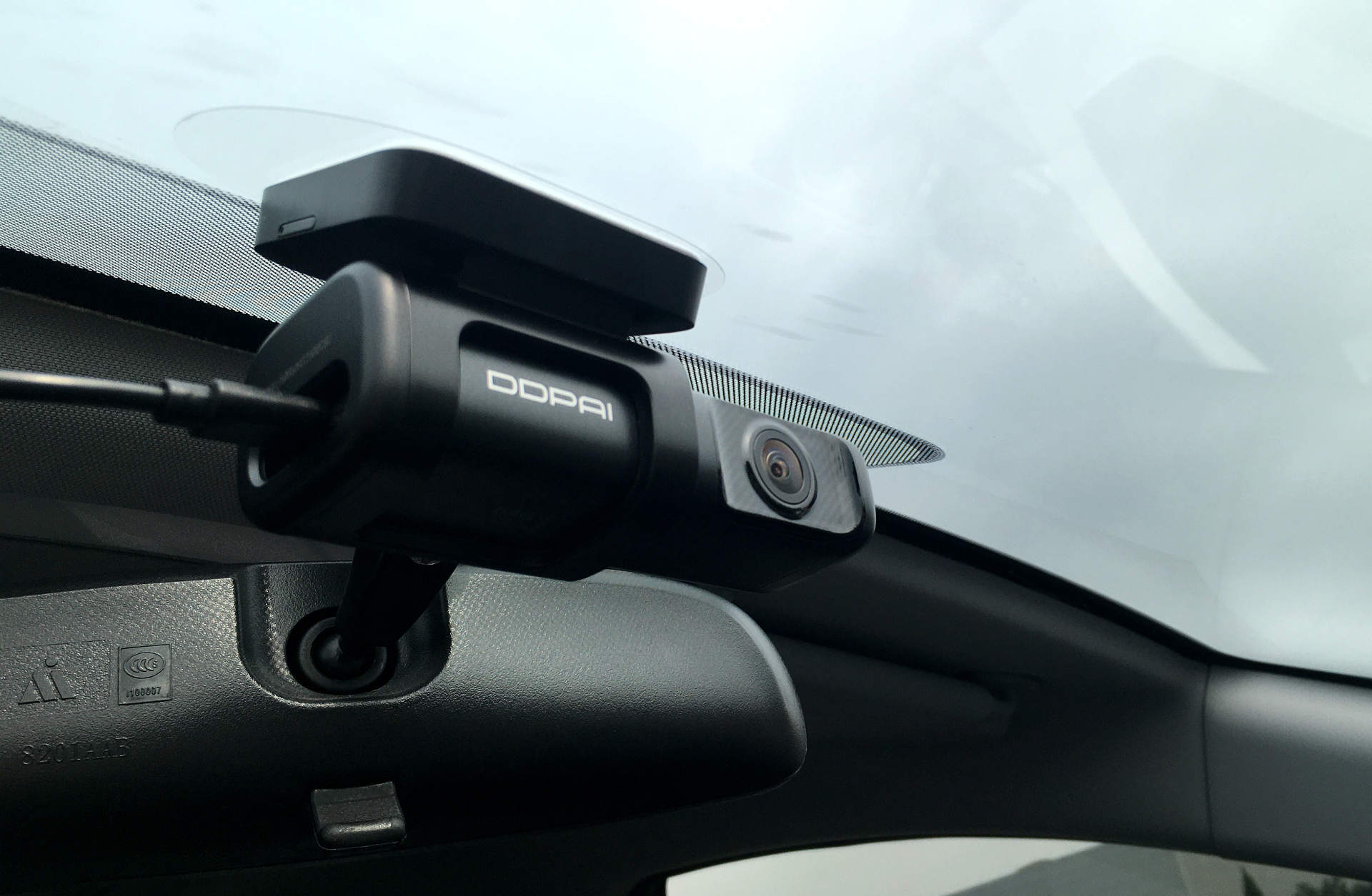 盘点那些好用的车载用品,老车必备七款实用汽车用品