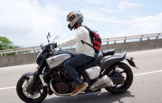 摩托车风冷与水冷还有油冷的区别,摩托车油冷和水冷的区别哪个好