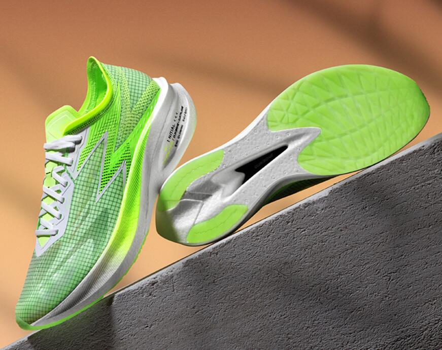 亚瑟士跑鞋和国产跑鞋,耐克跑鞋和国产跑鞋