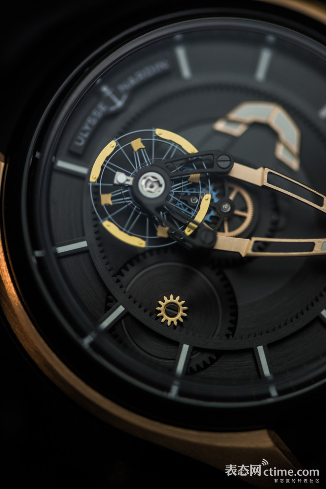 从日常佩戴感受到详尽技术分析,告诉你关于FreakX的一切。