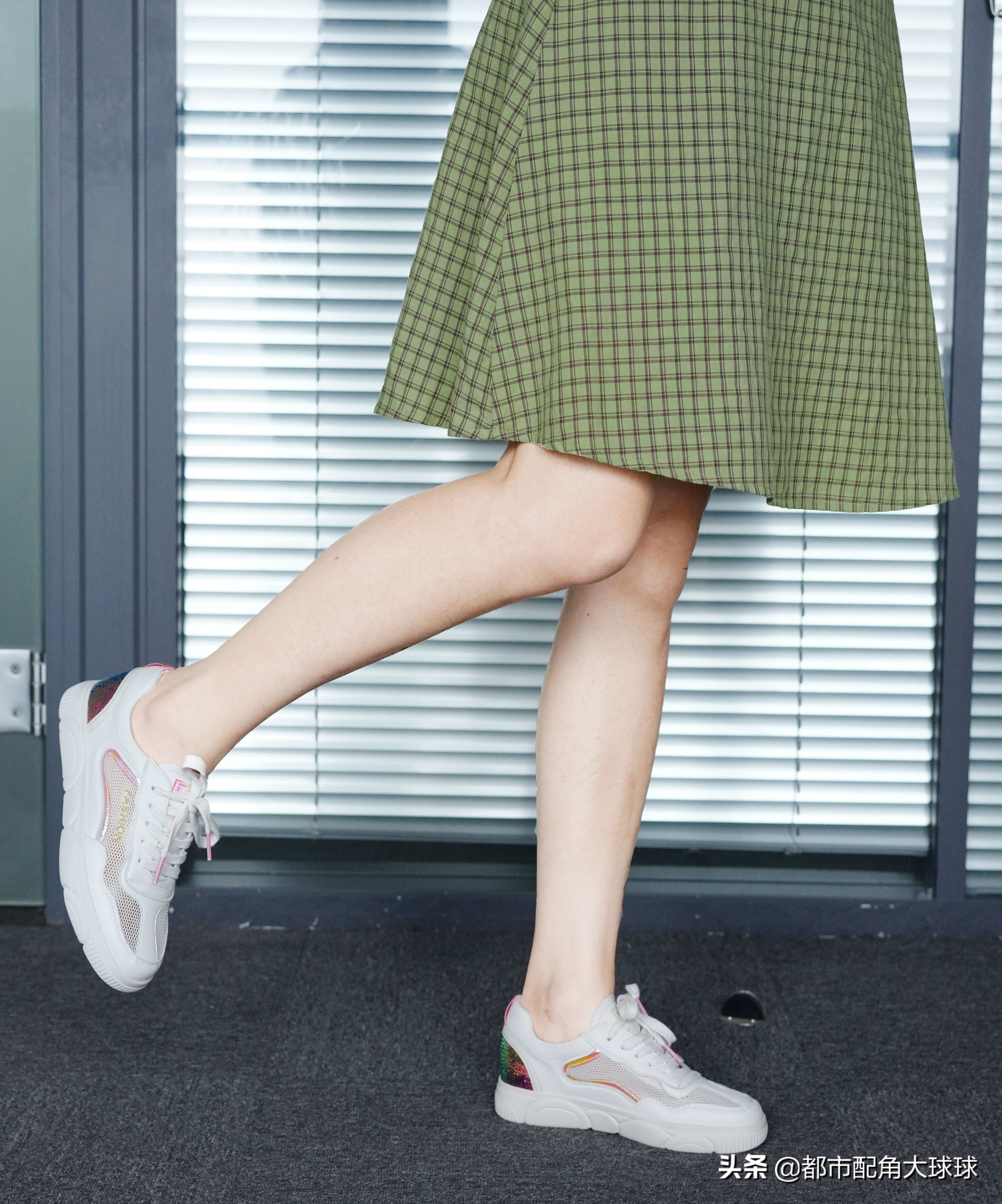 推荐一款2022年休闲鞋透气,又好穿又好看的休闲鞋